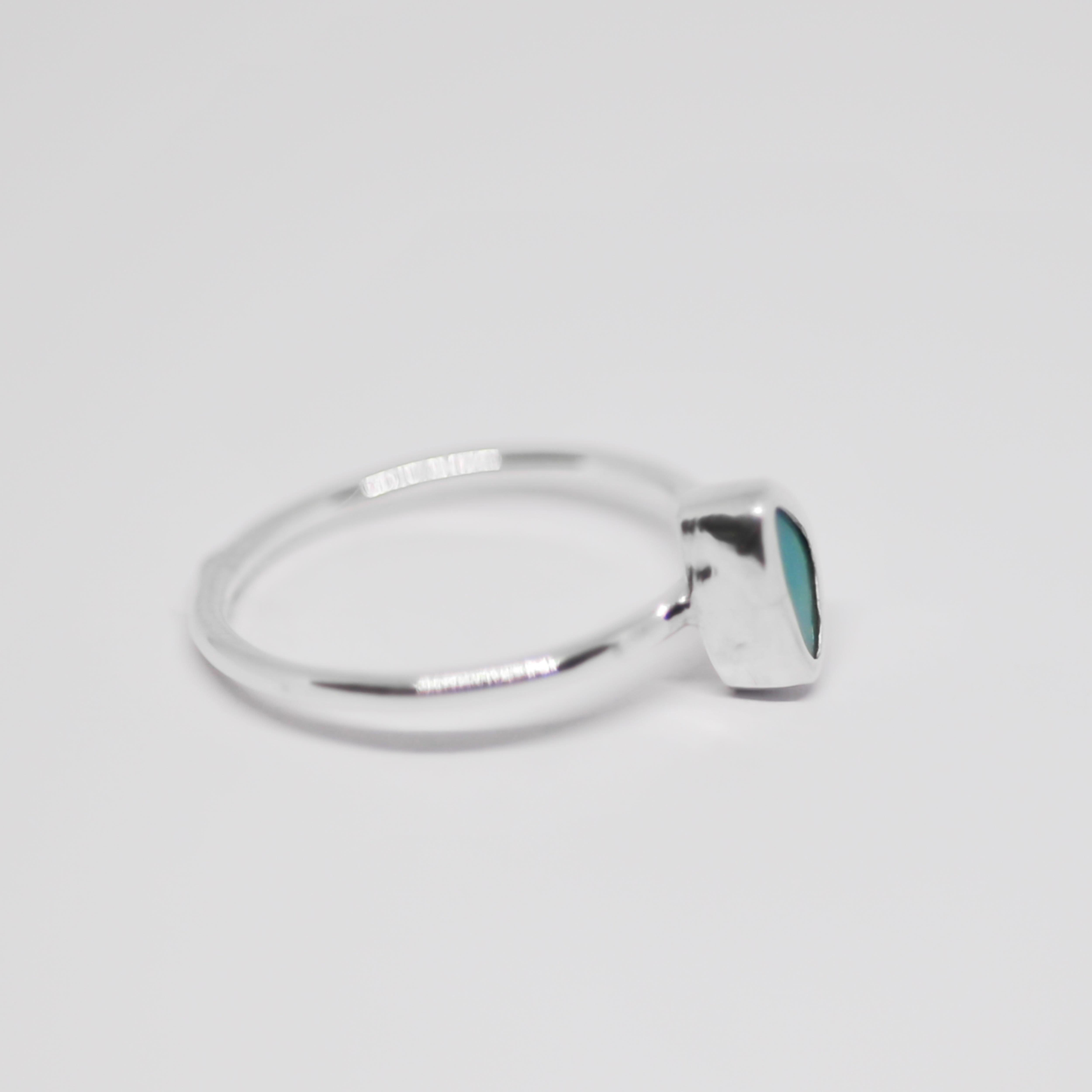 Opal Ring | Q