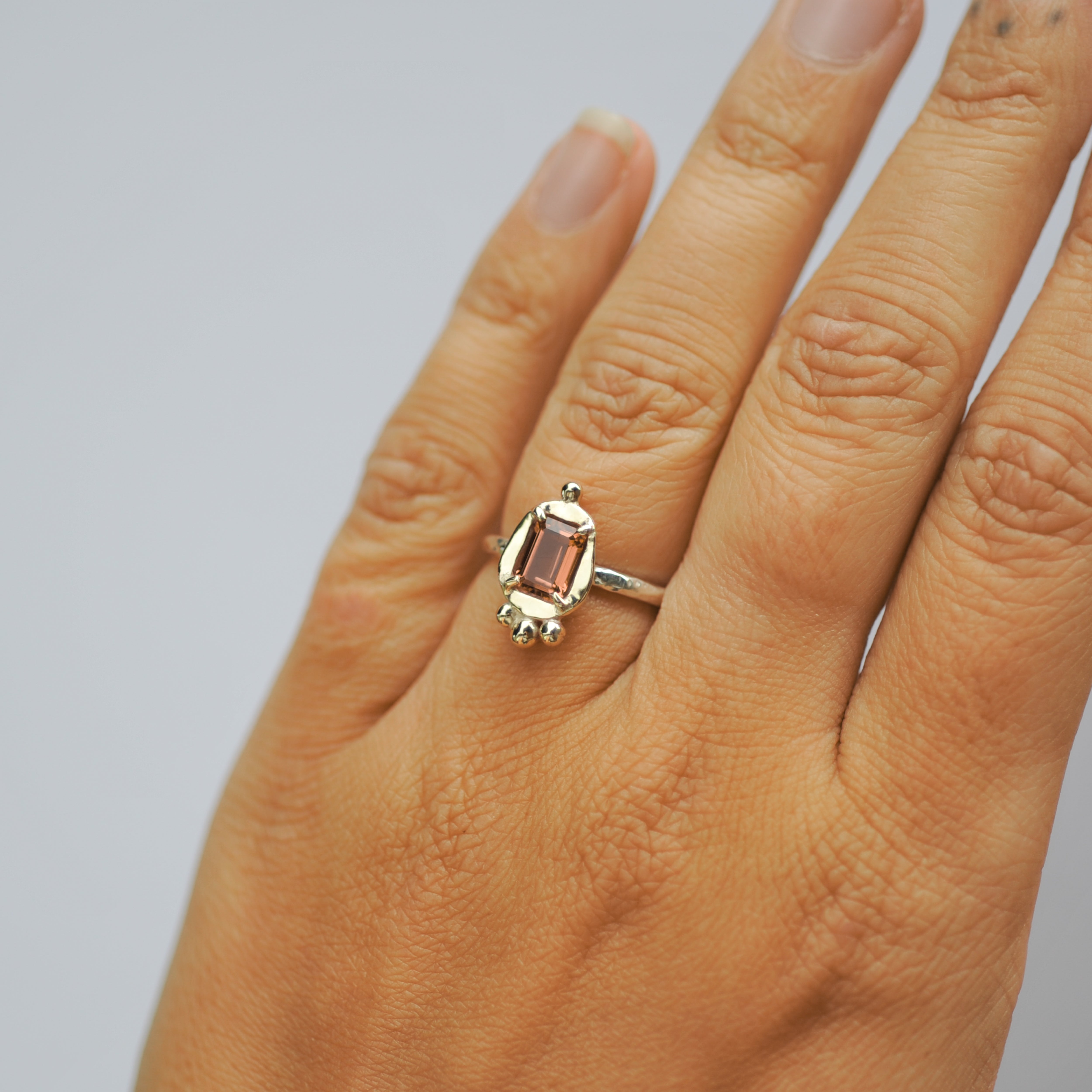 Leni Ring | L
