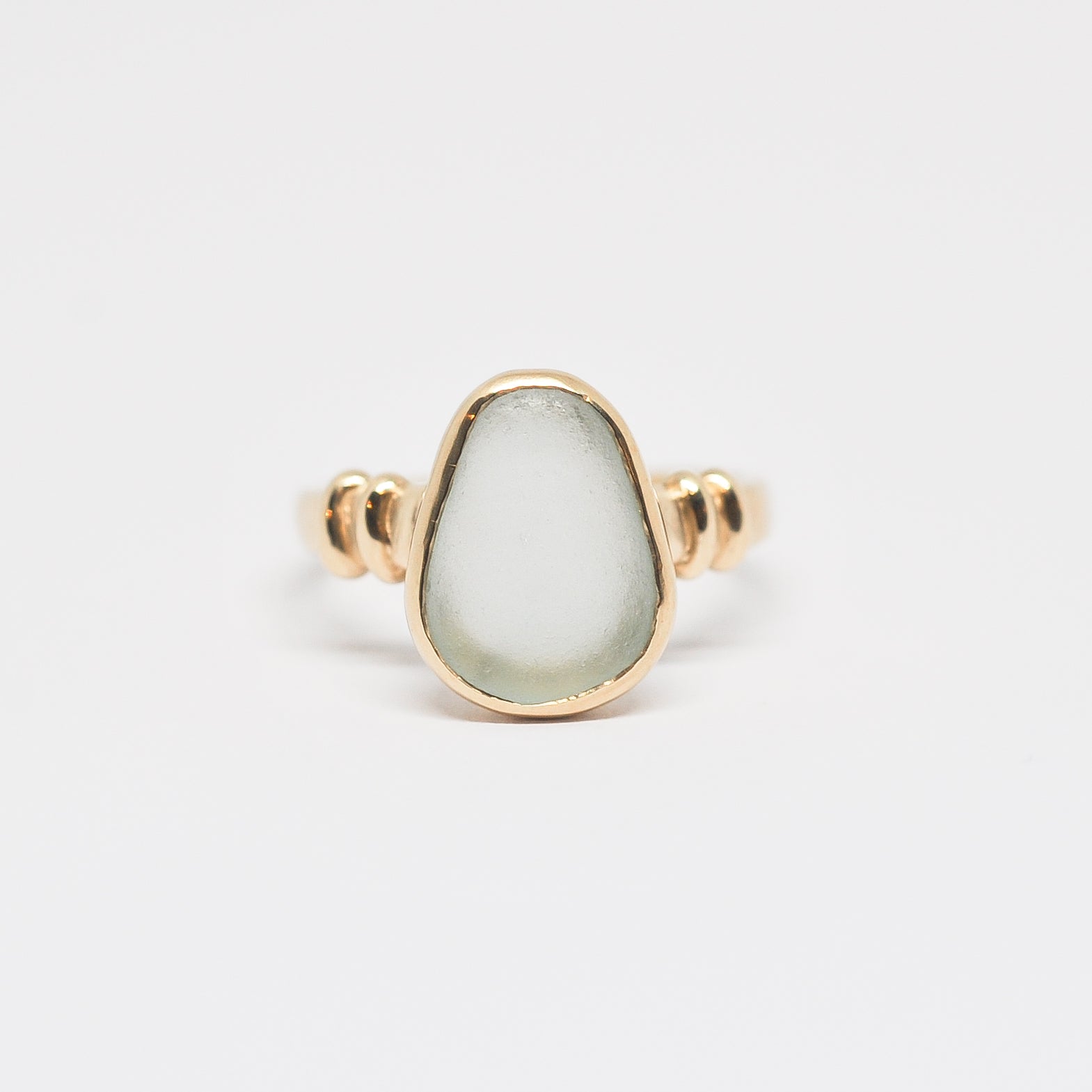 Auralie Ring | O