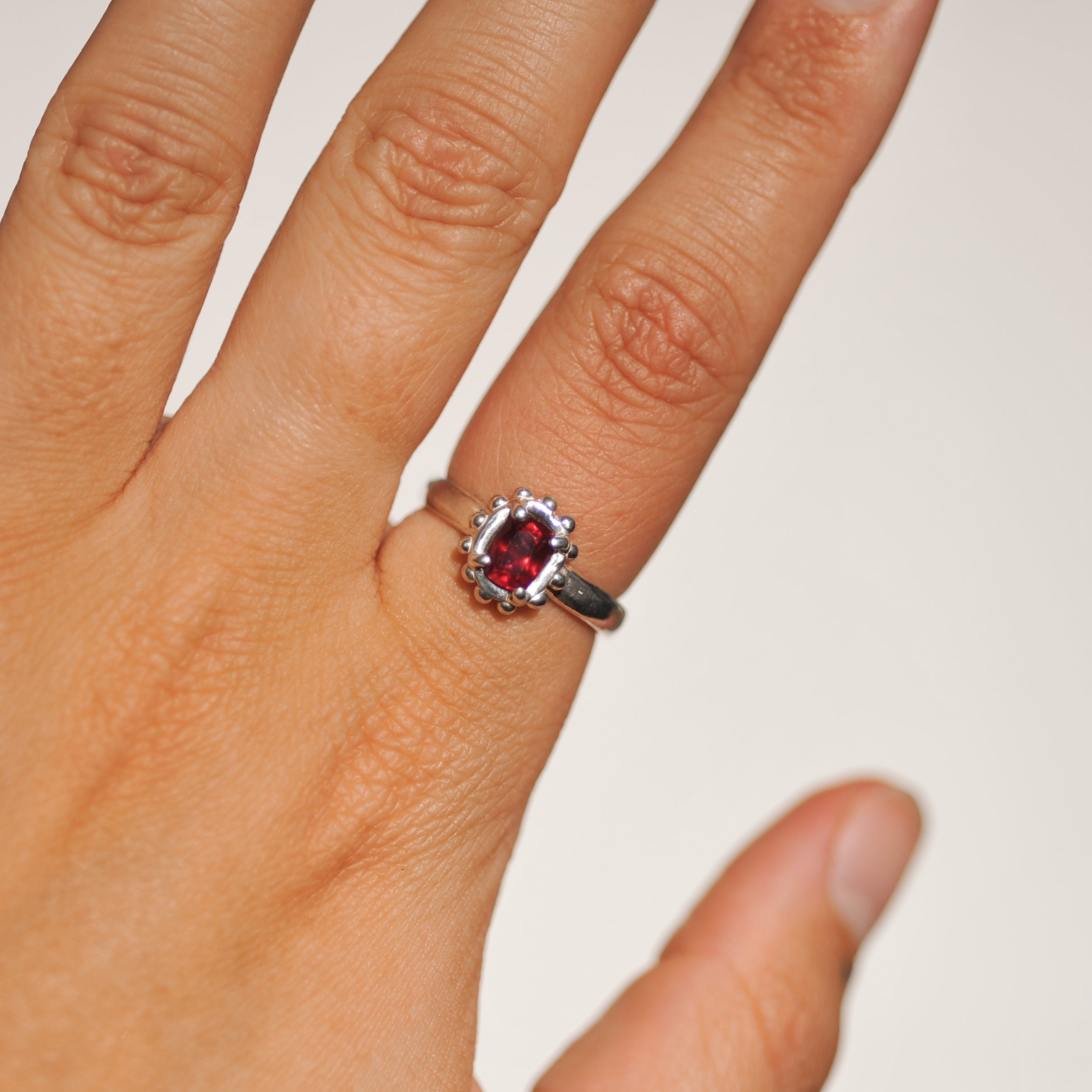 Garnet Ring | O