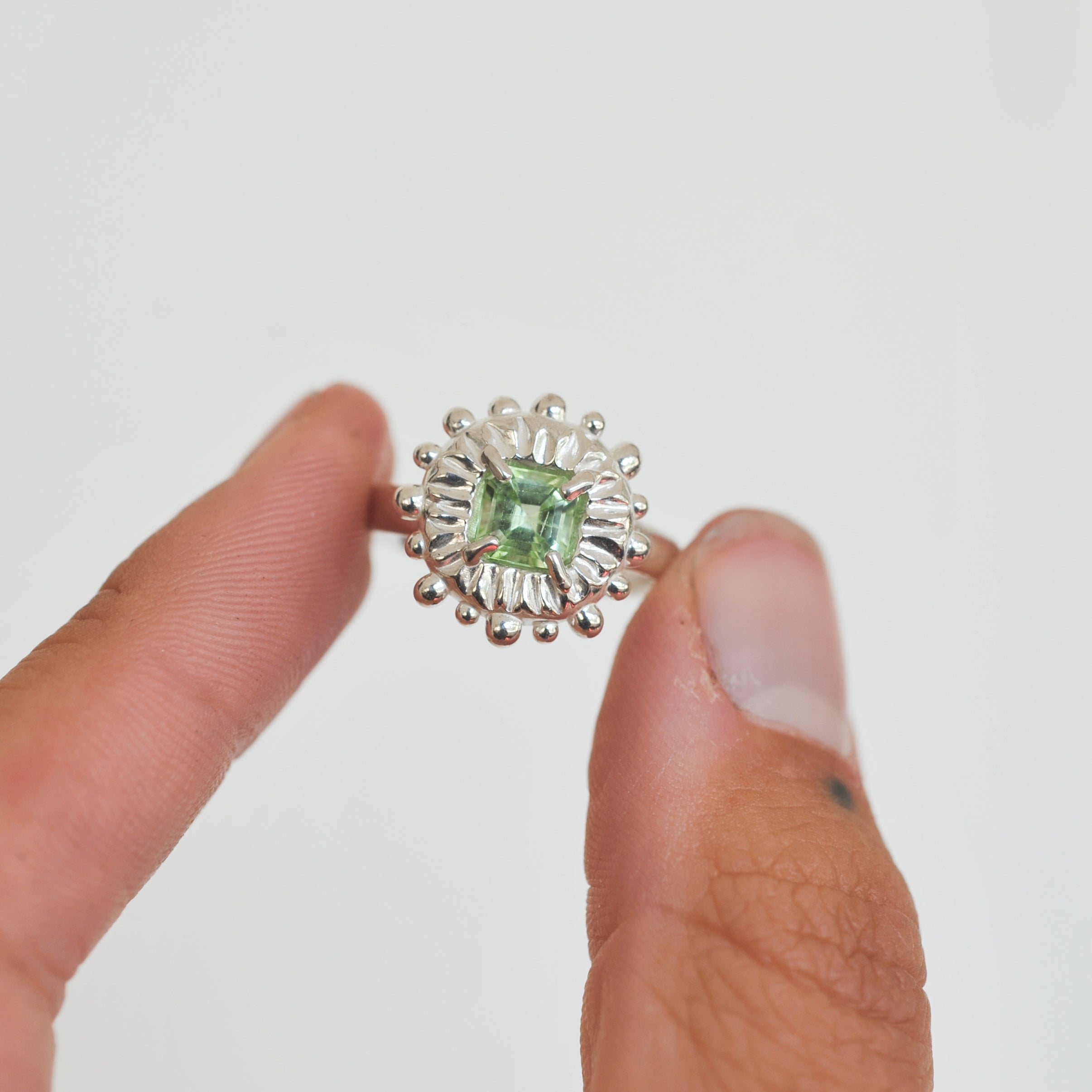 Peridot Ring | N