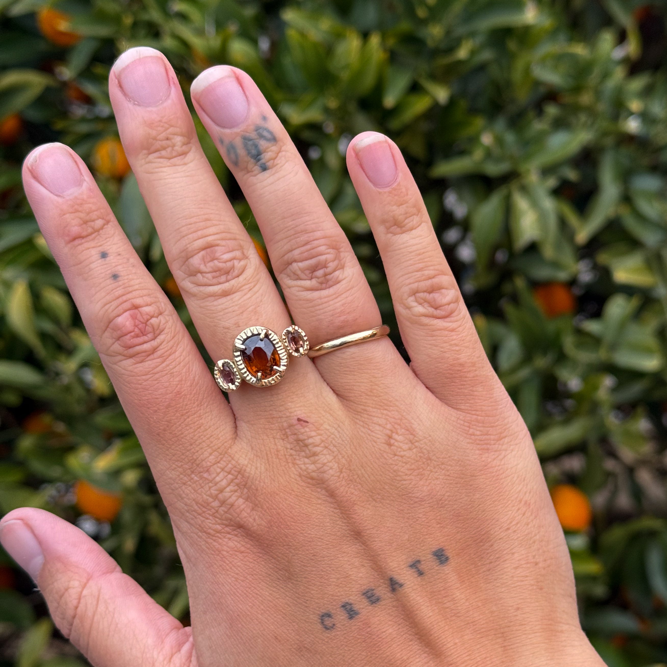 Frida Ring | Q